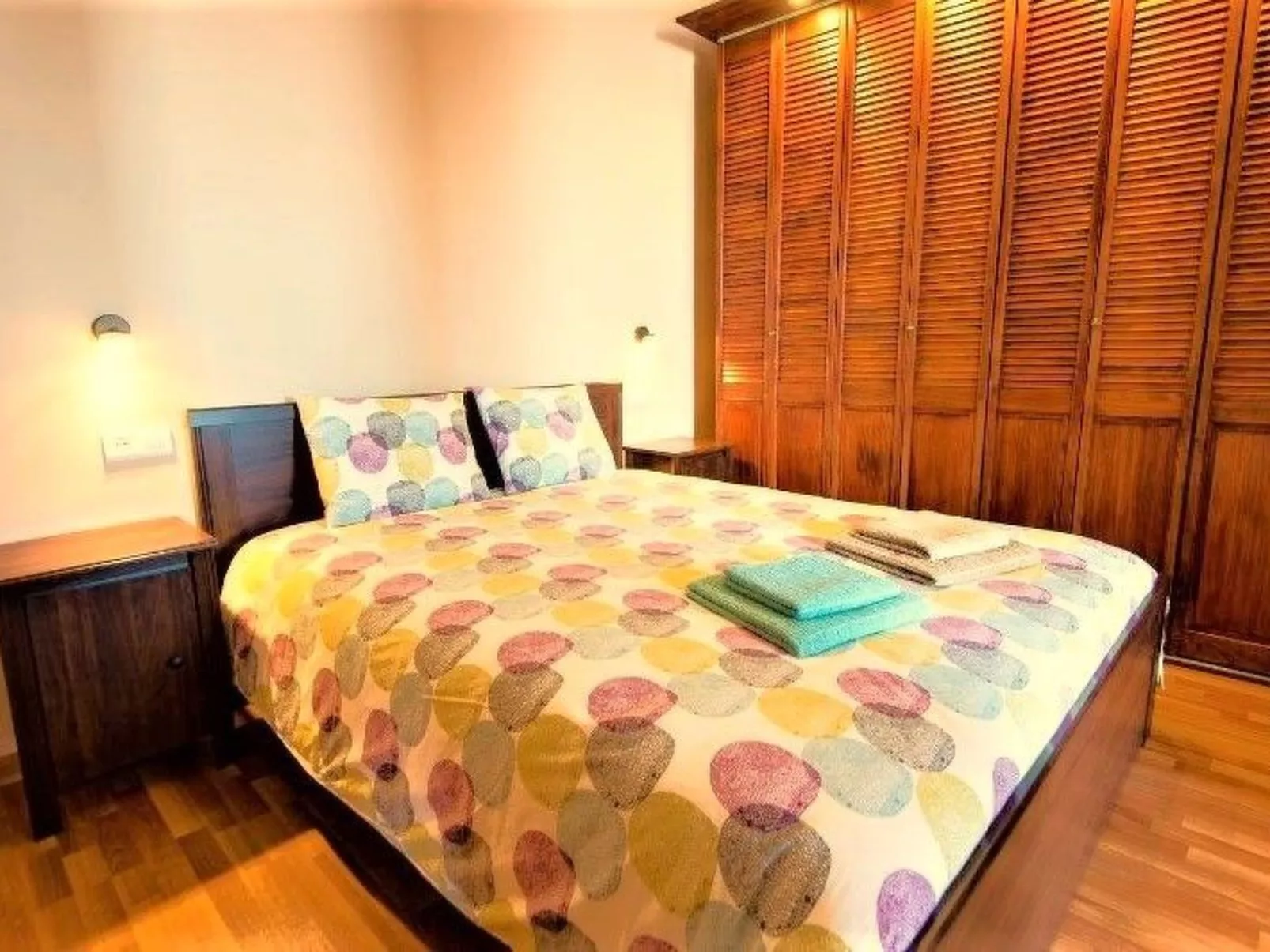 "Sunny Cervantes" mit privatem Balkon - Dedans