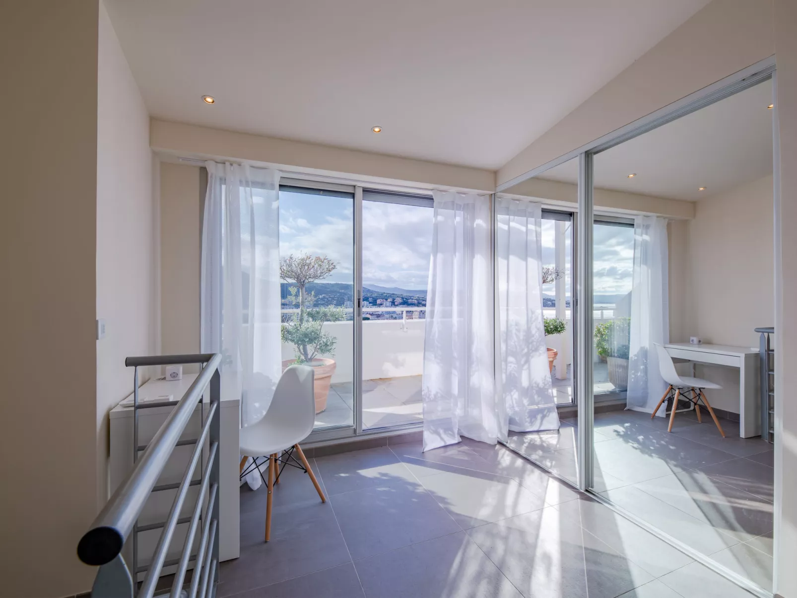 Le Palais de la Mer - Inside