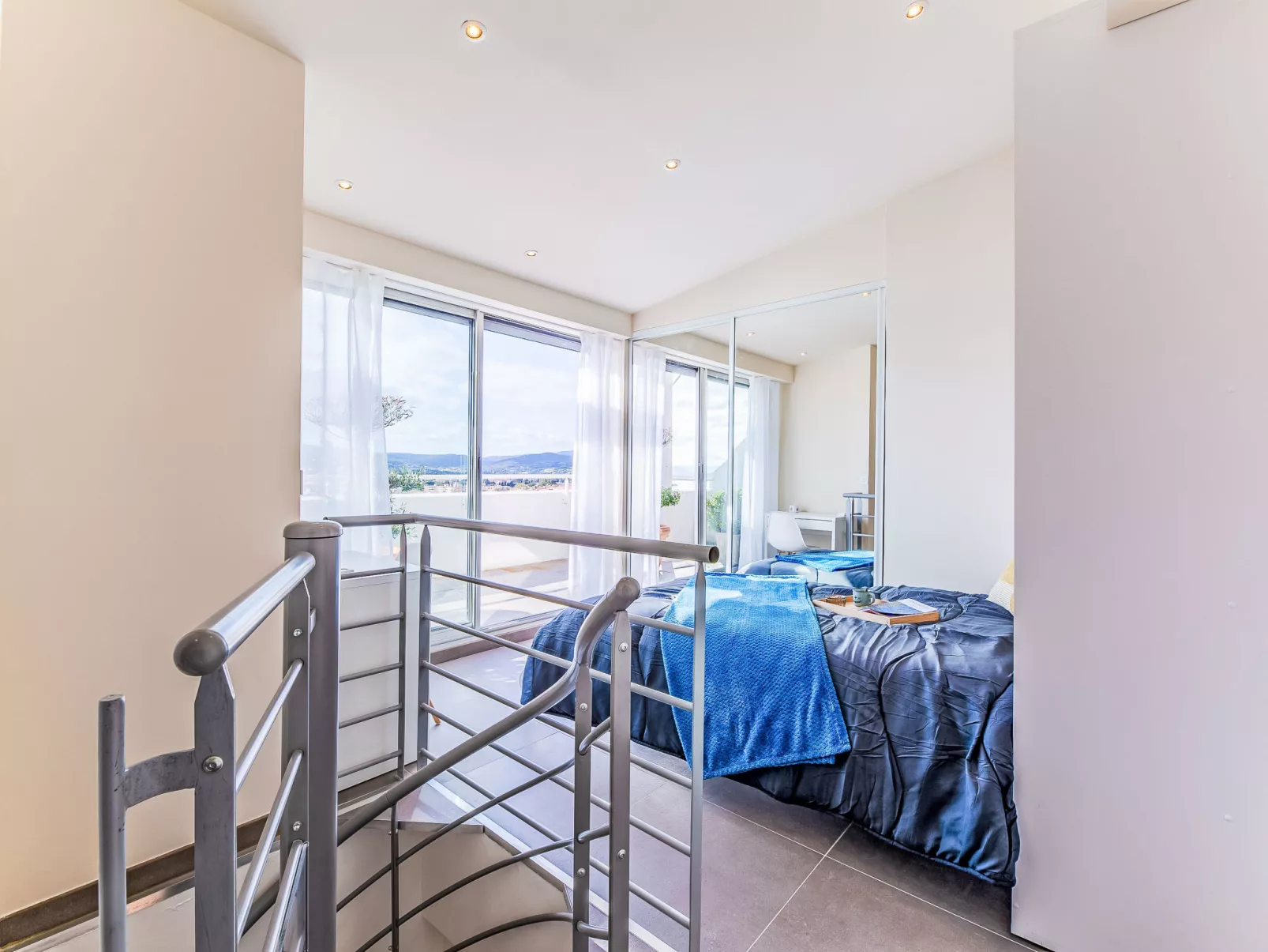 Le Palais de la Mer - Inside