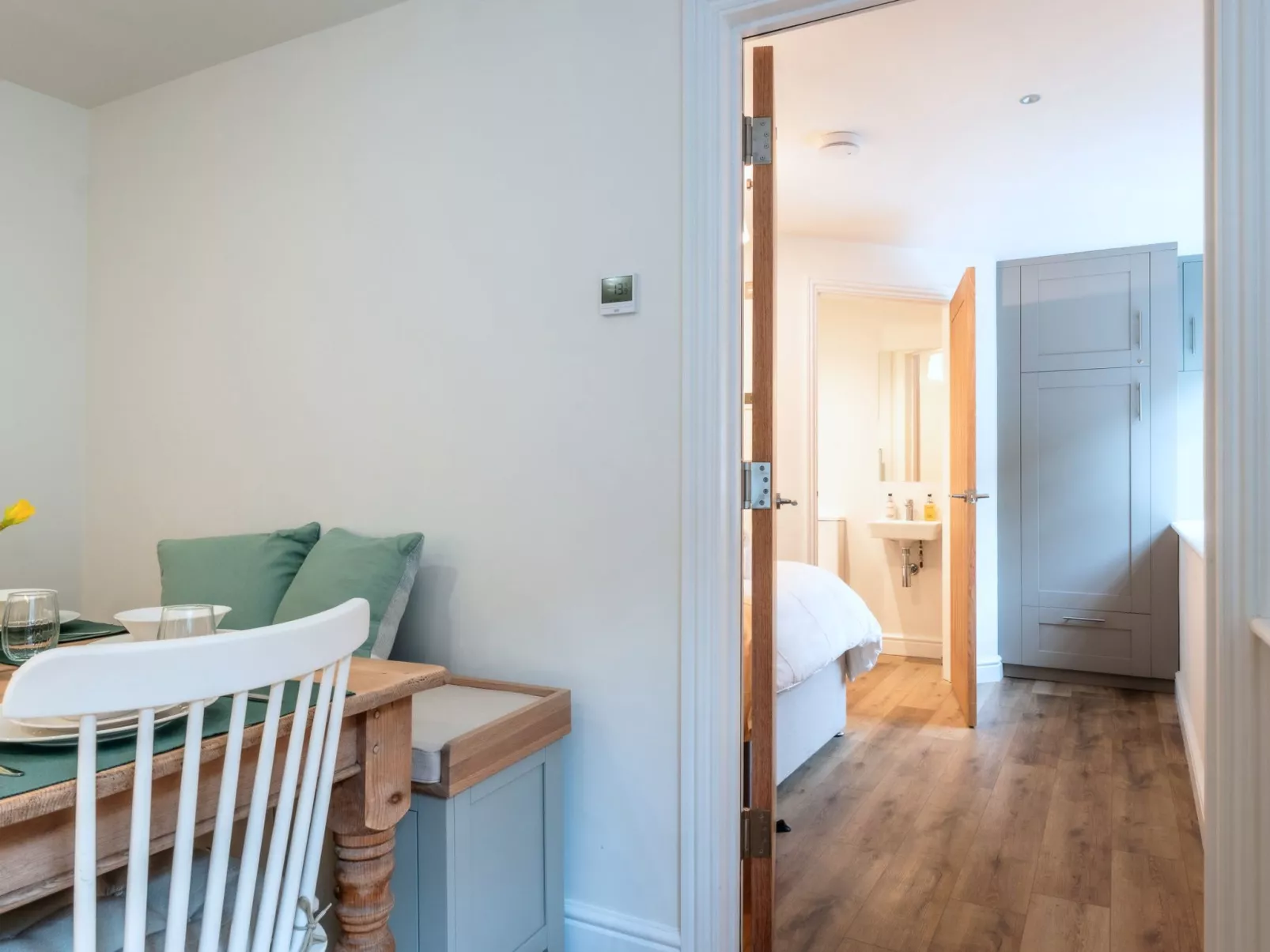 Alpine Cottage - Inside