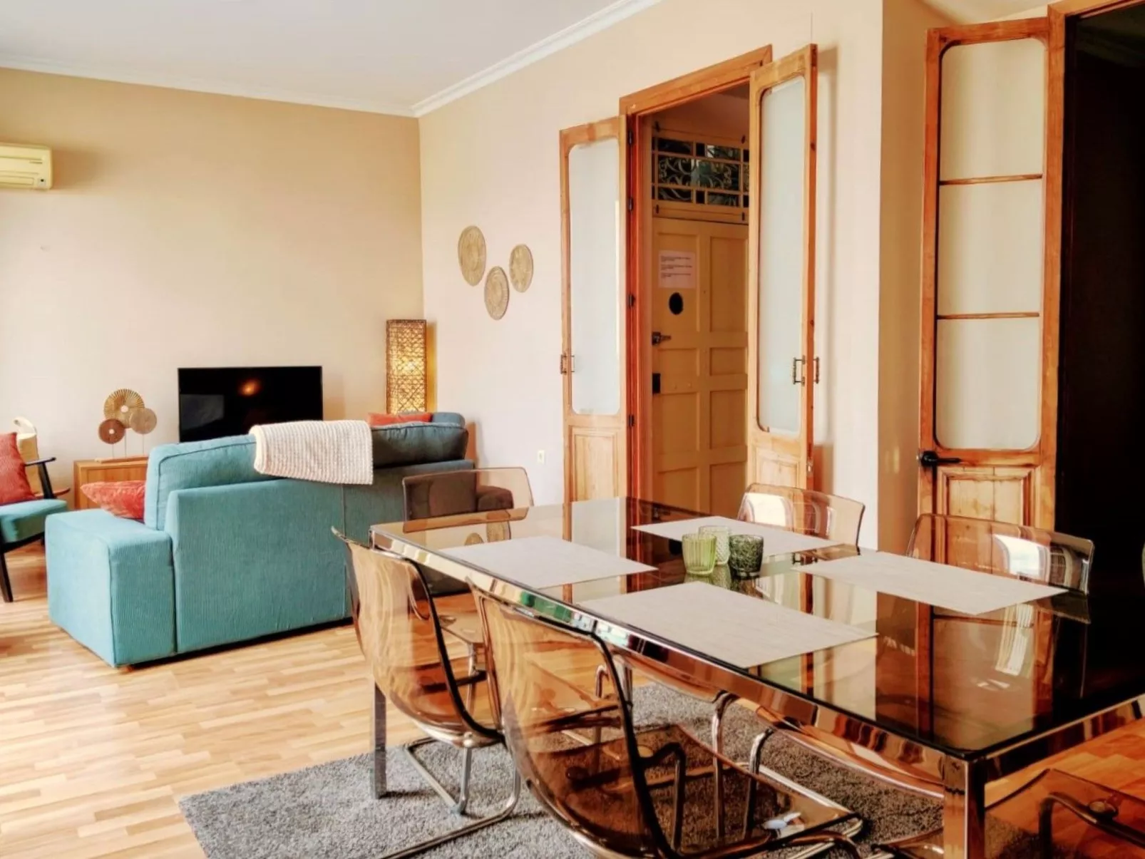 "Sunny Cervantes" mit privatem Balkon - Dedans