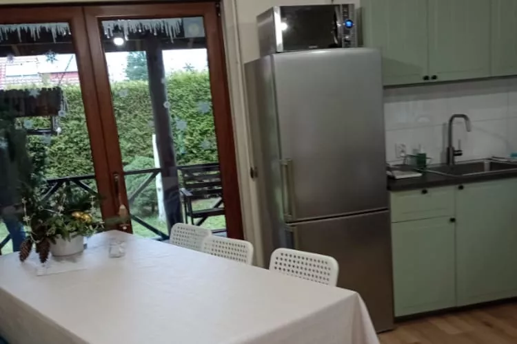 Całoroczny dom wakacyjny w Kopalinie - Salle à manger