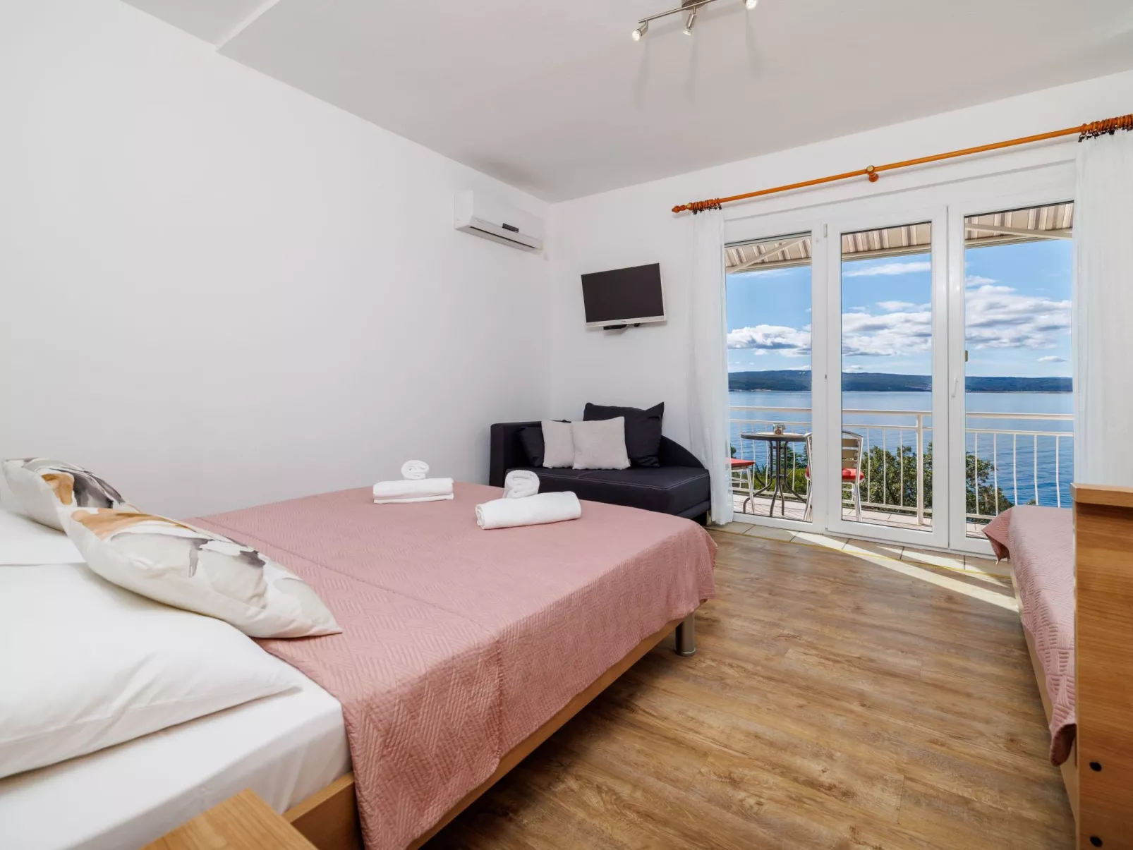 Wohnung mit Meerblick, 100m vom Strand entfernt - Image-tags.info