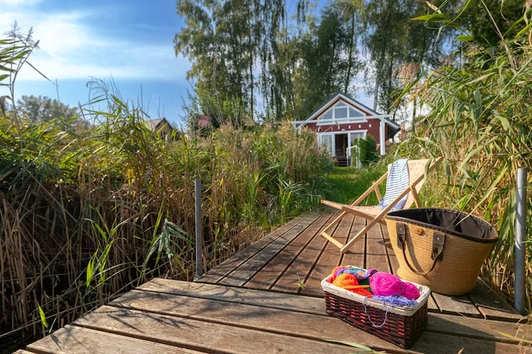 Dom nad jeziorem Klępnica - Außenbereich Sommer