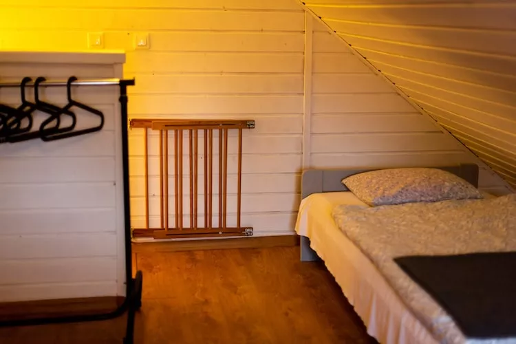 	Domek wakacyjny z 1 sypialnią na piętrze w Kopalinie - Chambre