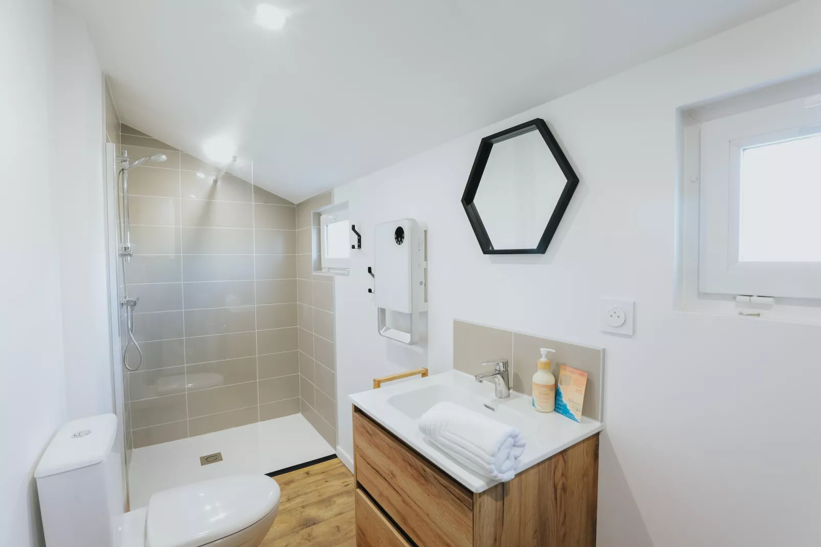 Ferienhaus in Lanildut - Bathroom