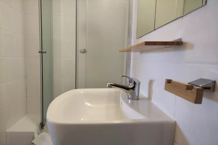 	Domek wakacyjny z 1 sypialnią na piętrze w Kopalinie - Salle de bain