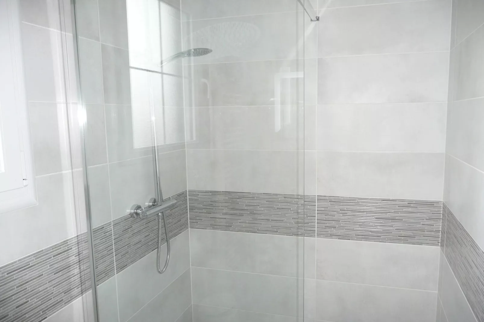 Ferienhaus mit Panorama-Meerblick Plonévez-Porzay - Badezimmer