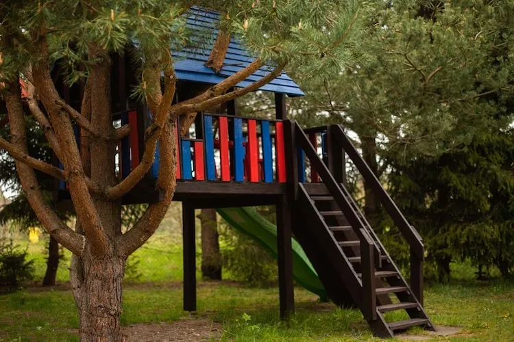 Domek wakacyjny z 2 sypialniami na piętrze w Kopalinie - Jardins en été