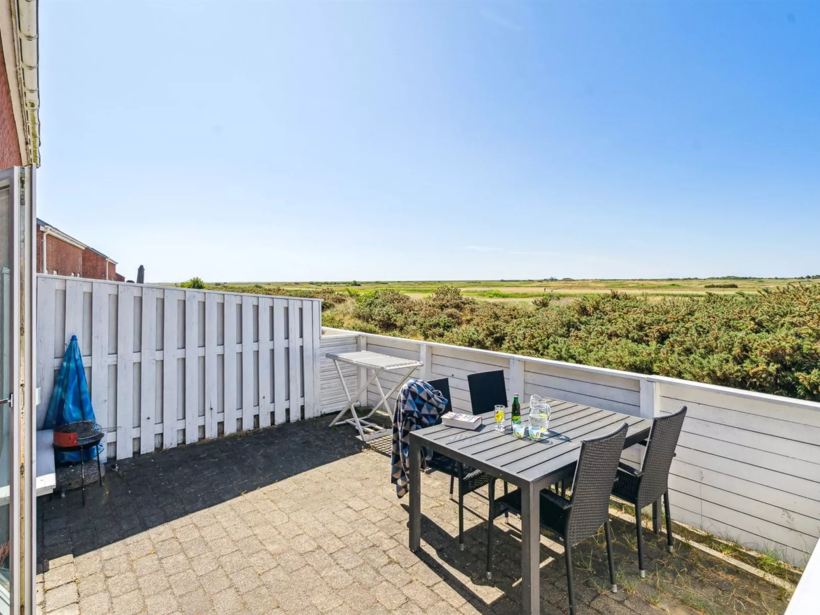 "Aappo" - 2.3km from the sea - Outside