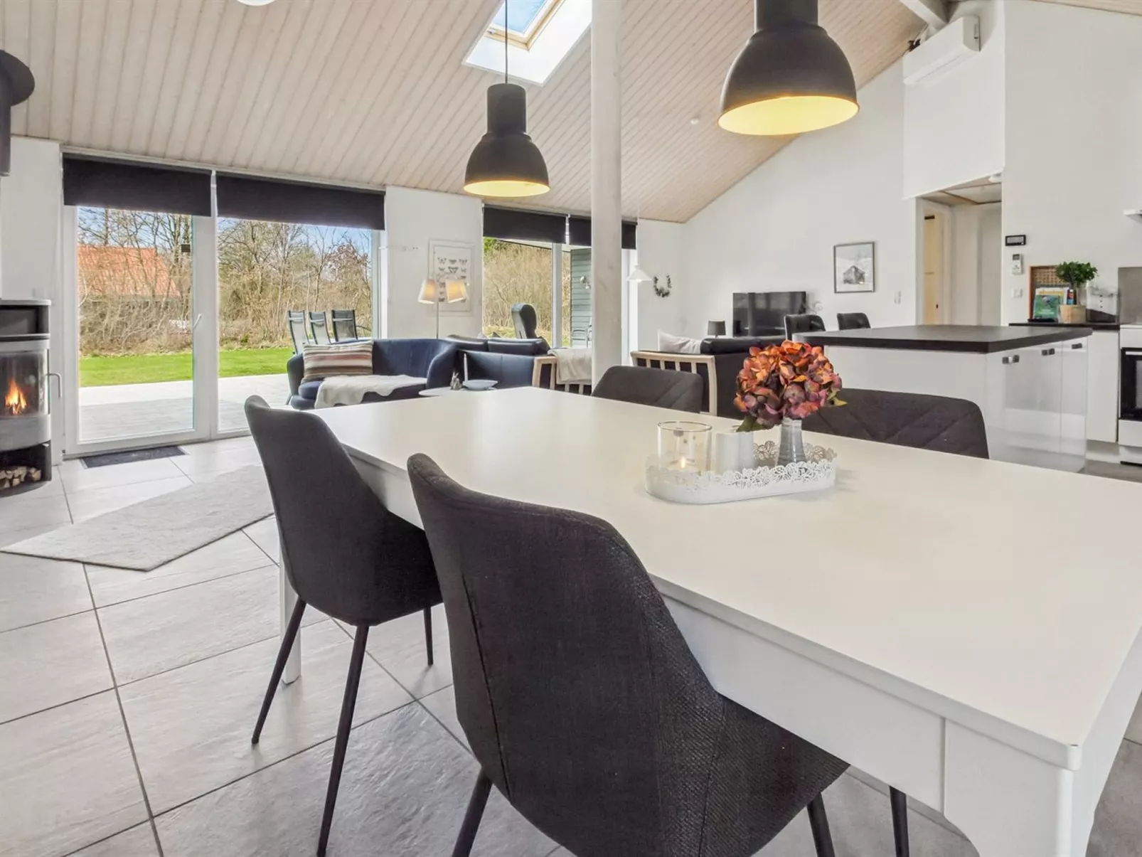 "Solvejg" - 30km from the sea - Drinnen