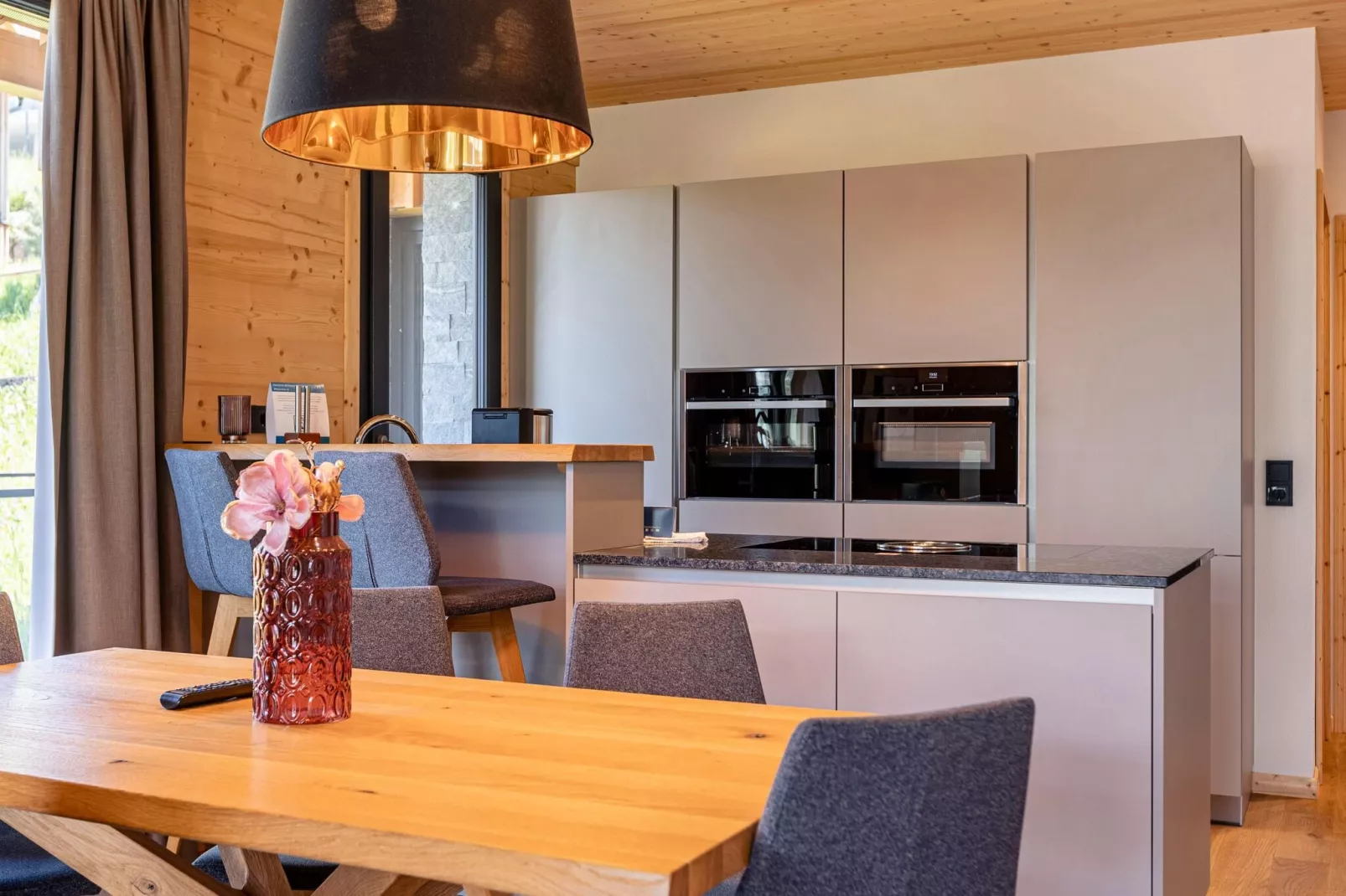 Naturchalets Turracher Höhe 1-Dining room