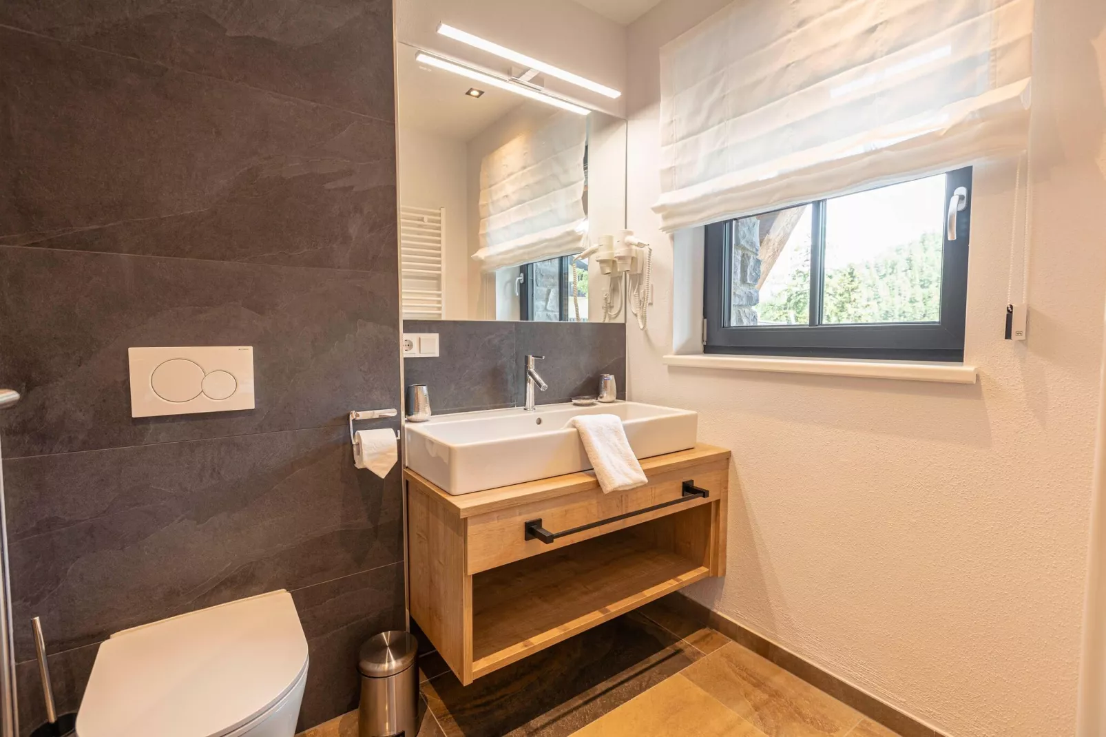 Turrach Lodges 2-Bathroom