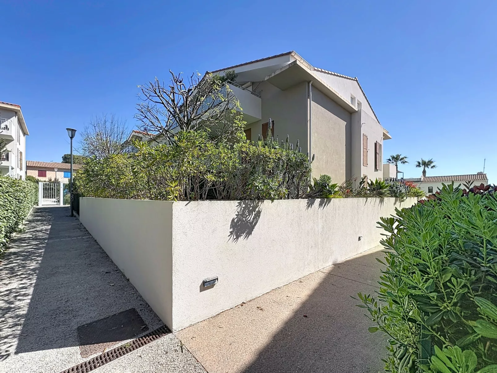 Les Calanques de Saint Aygulf - Outside