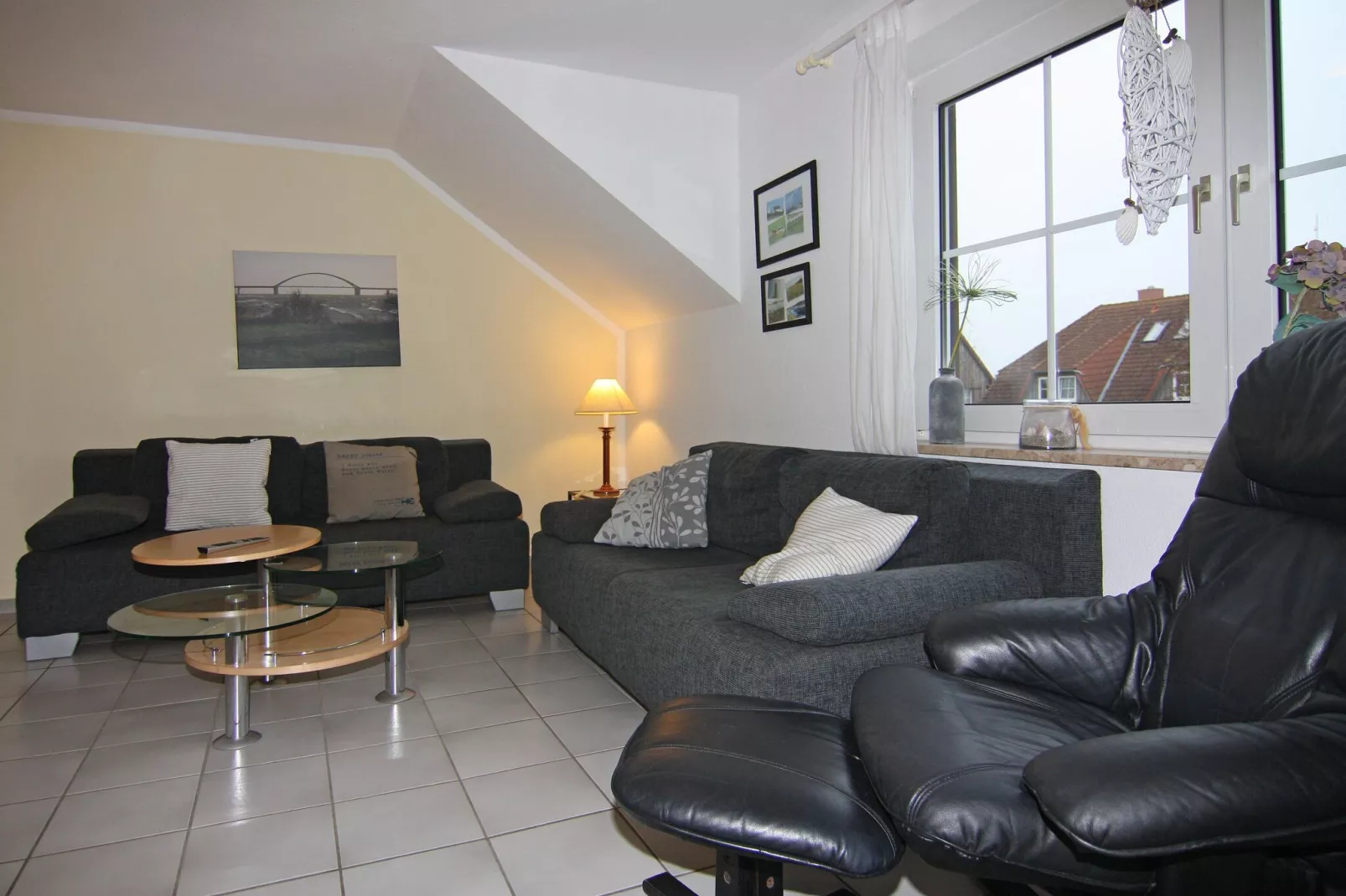 App F 15 a-DG über 2 Etagen 105 qm 4 Pers-Living room