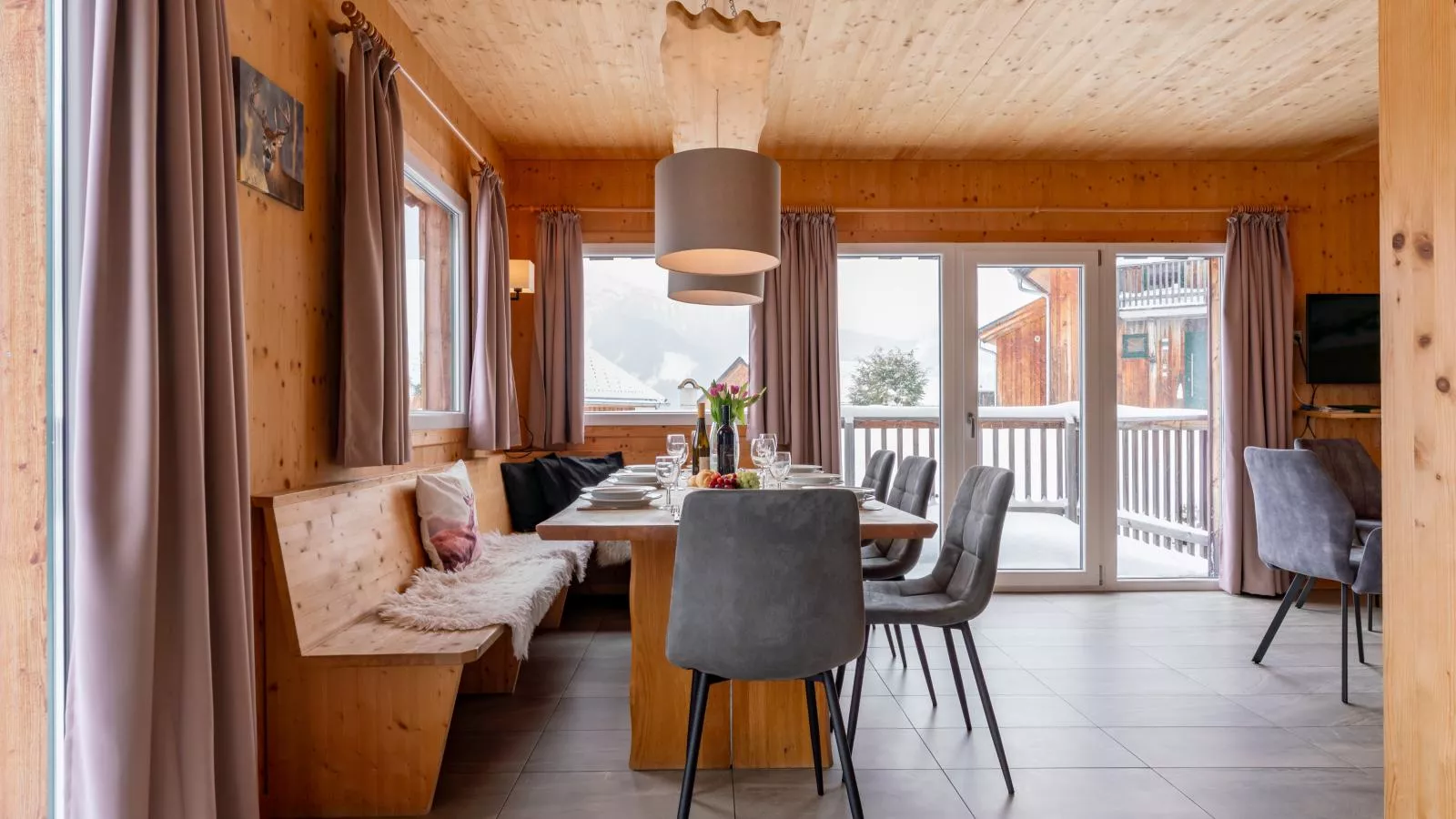 Das Edelweiss - Dining room