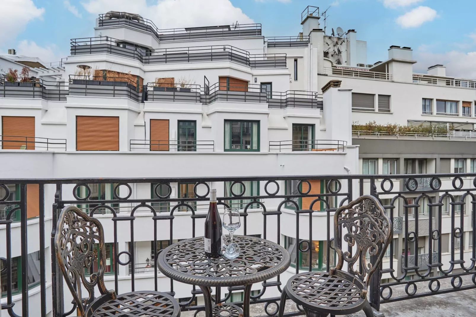 CHAMPS ELYSEES 2 - Nicht zugeordnet