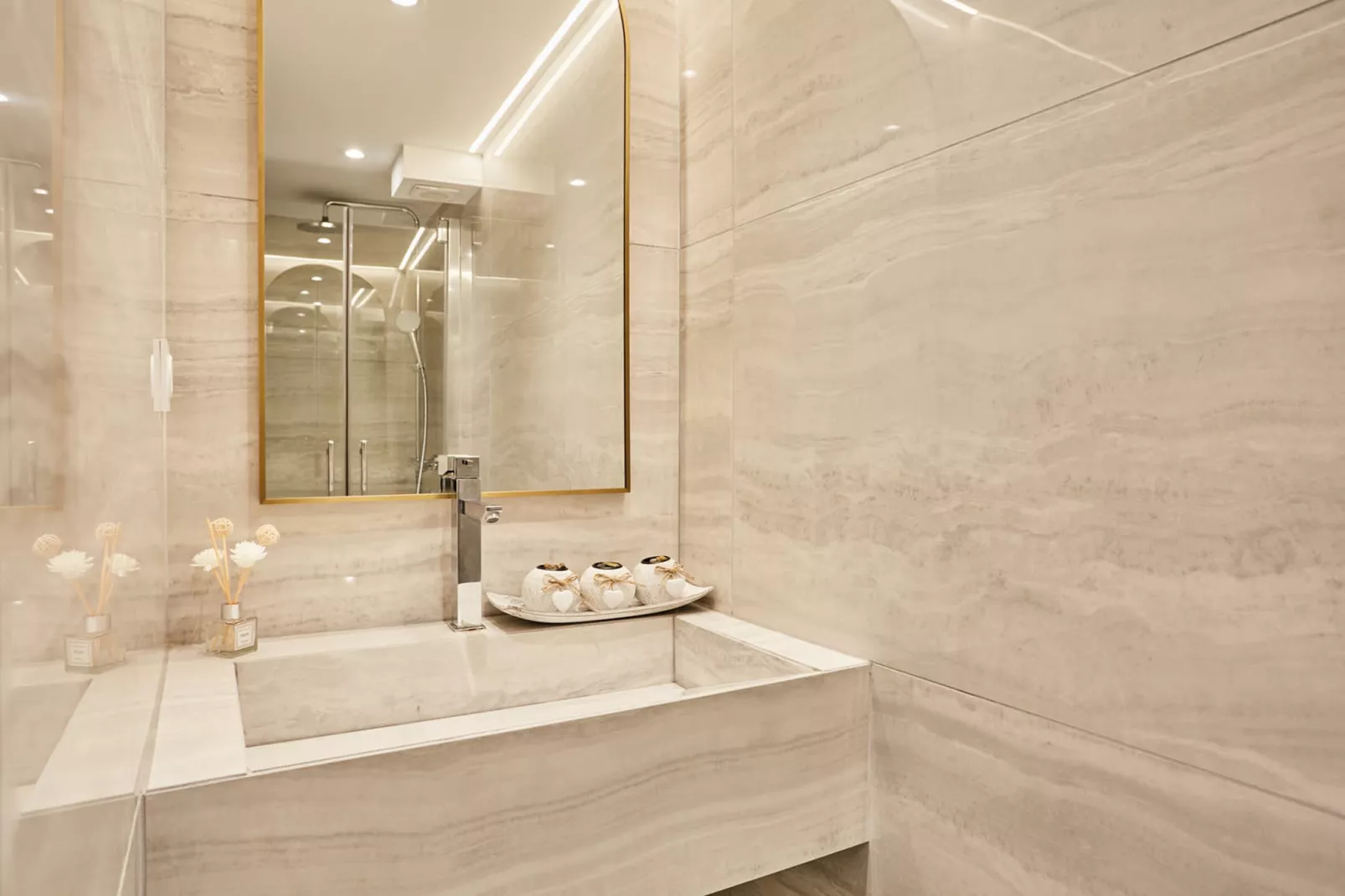 FBMAR3 NEW - Untagged