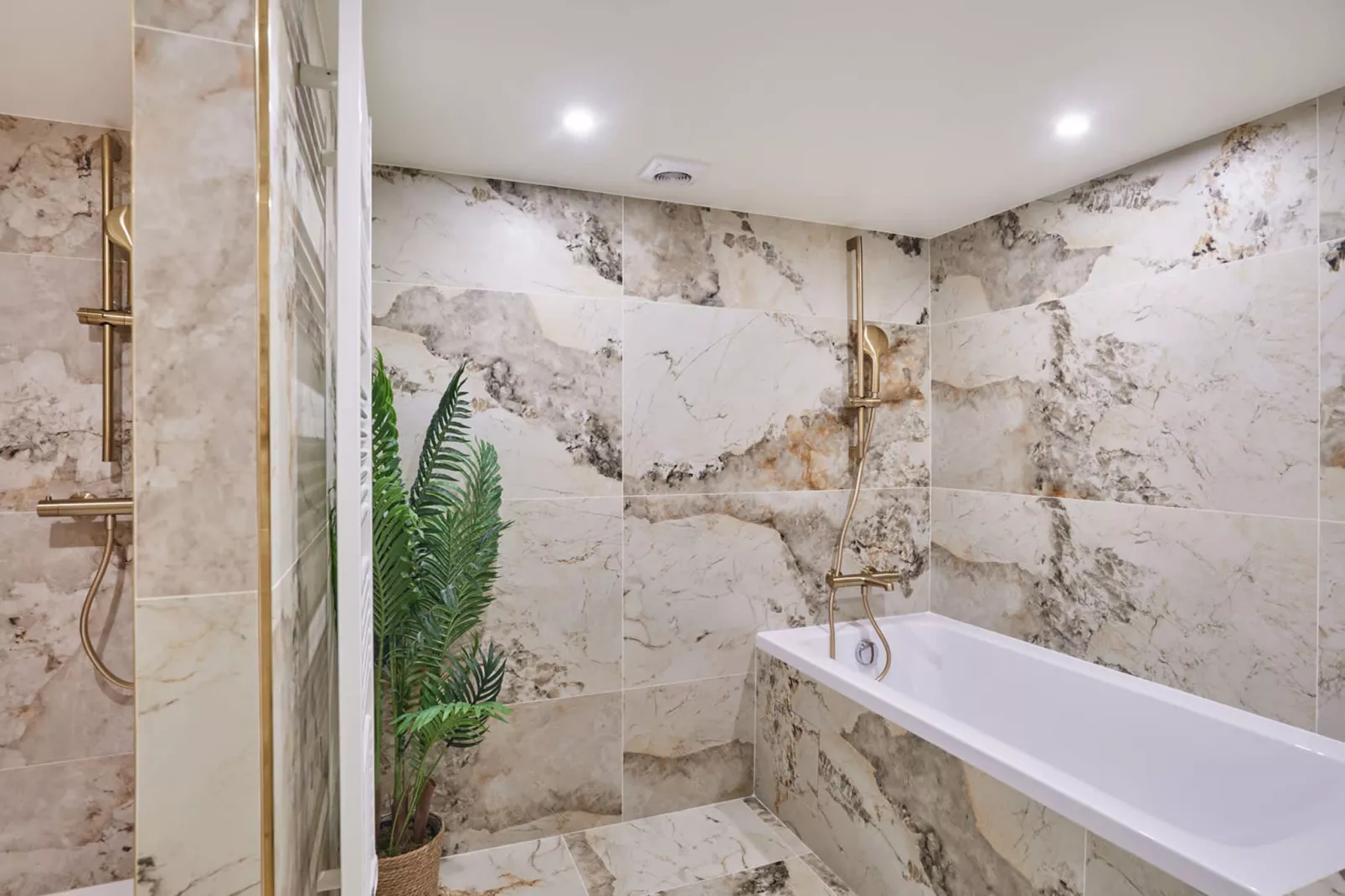 ROQUETTE 4 NEW - Untagged