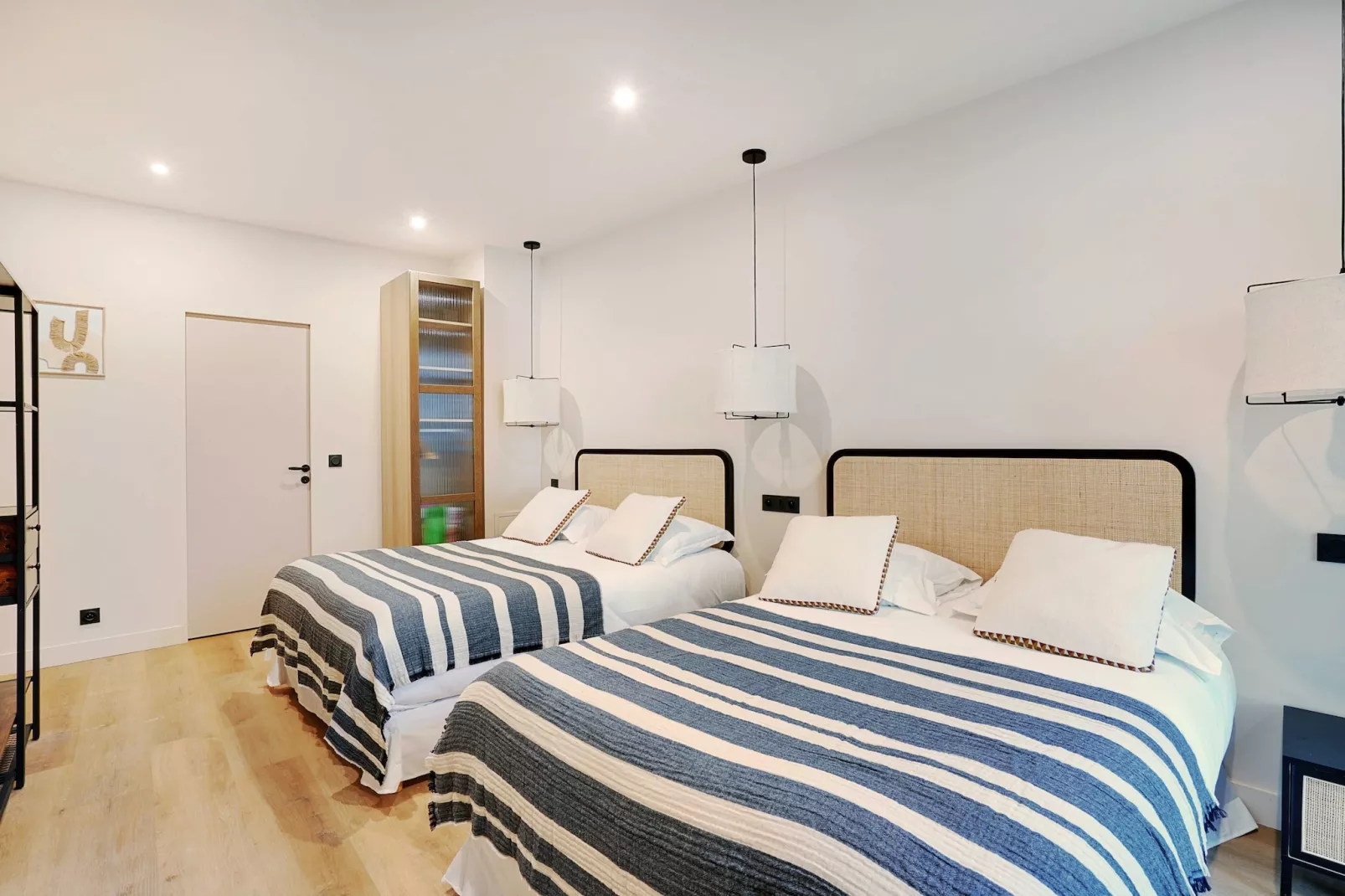 TD-38-ALBERT-2 - Untagged