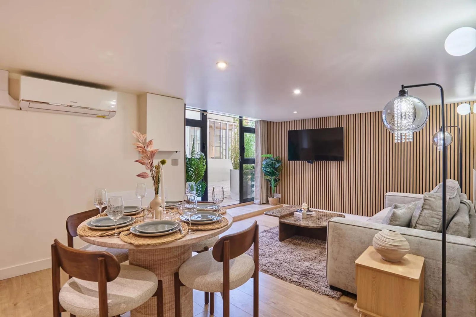 ROQUETTE 4 NEW - Untagged