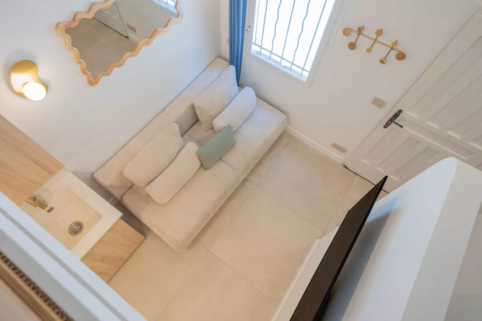 LN-57-FOCH-C1 - Untagged