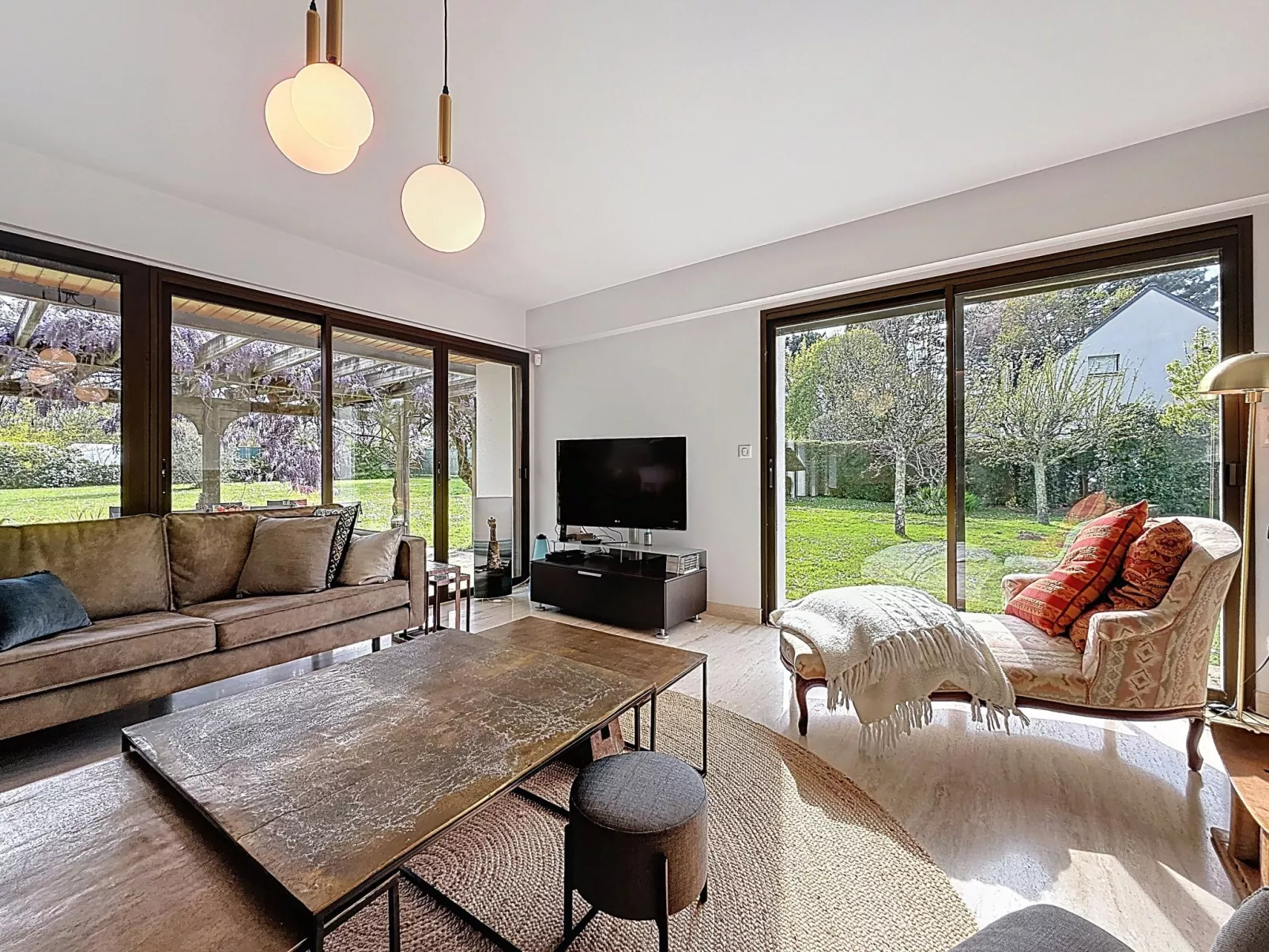 Villa Kerpunce - Inside