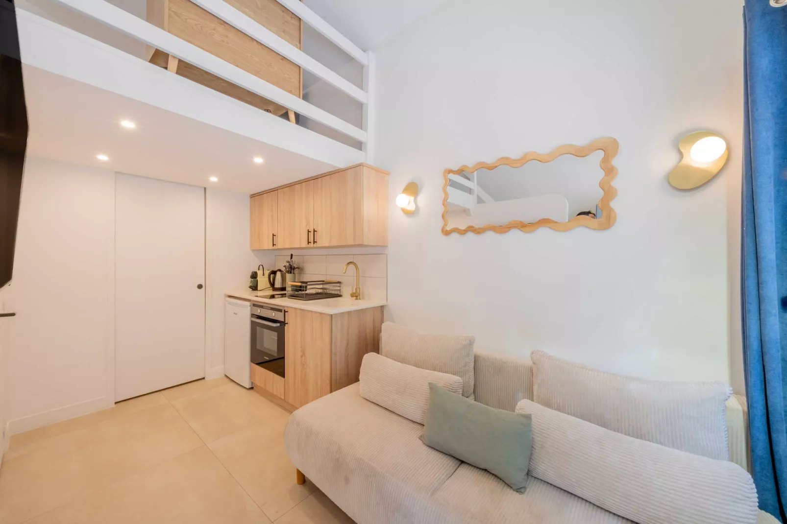 LN-57-FOCH-C1 - Untagged