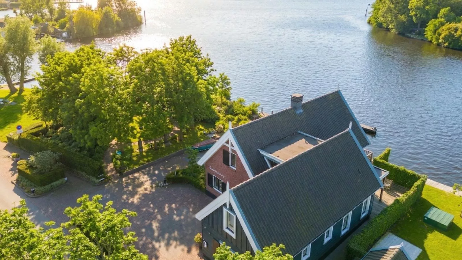 Villa Kaagervaaring - Exterior in summer