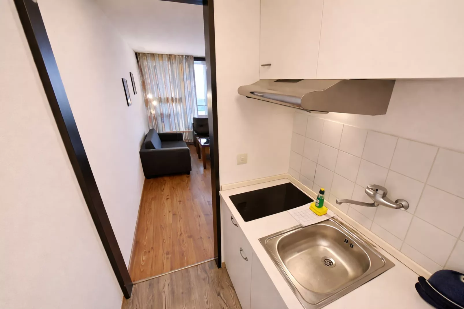 Typ A Basis - Studio Robert O175 - Kitchen