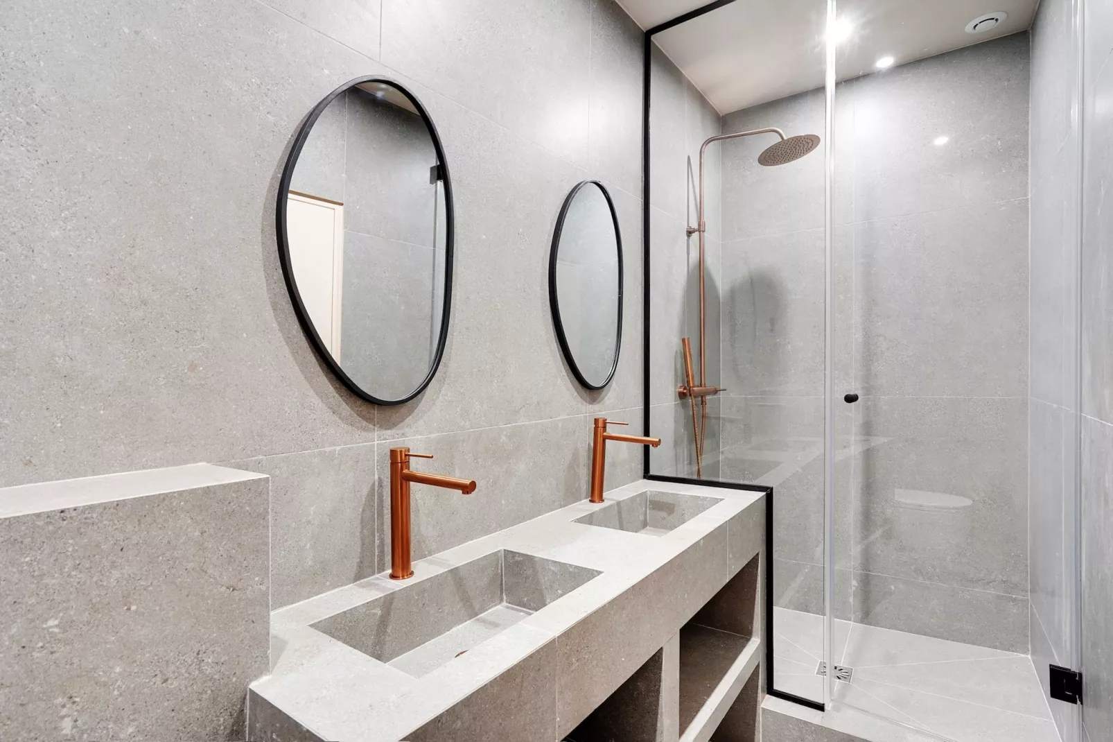 TD-38-ALBERT-2 - Untagged