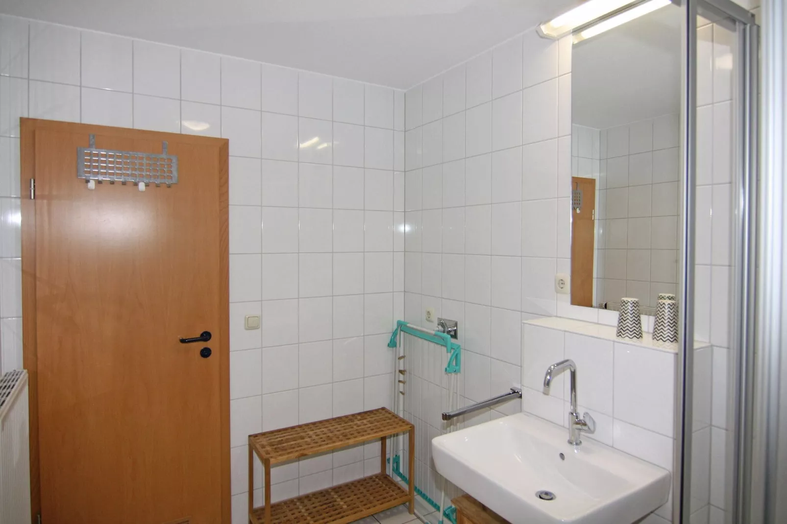2-Raum-App 56 qm E-39 1 OG / 3 Pers-Bathroom