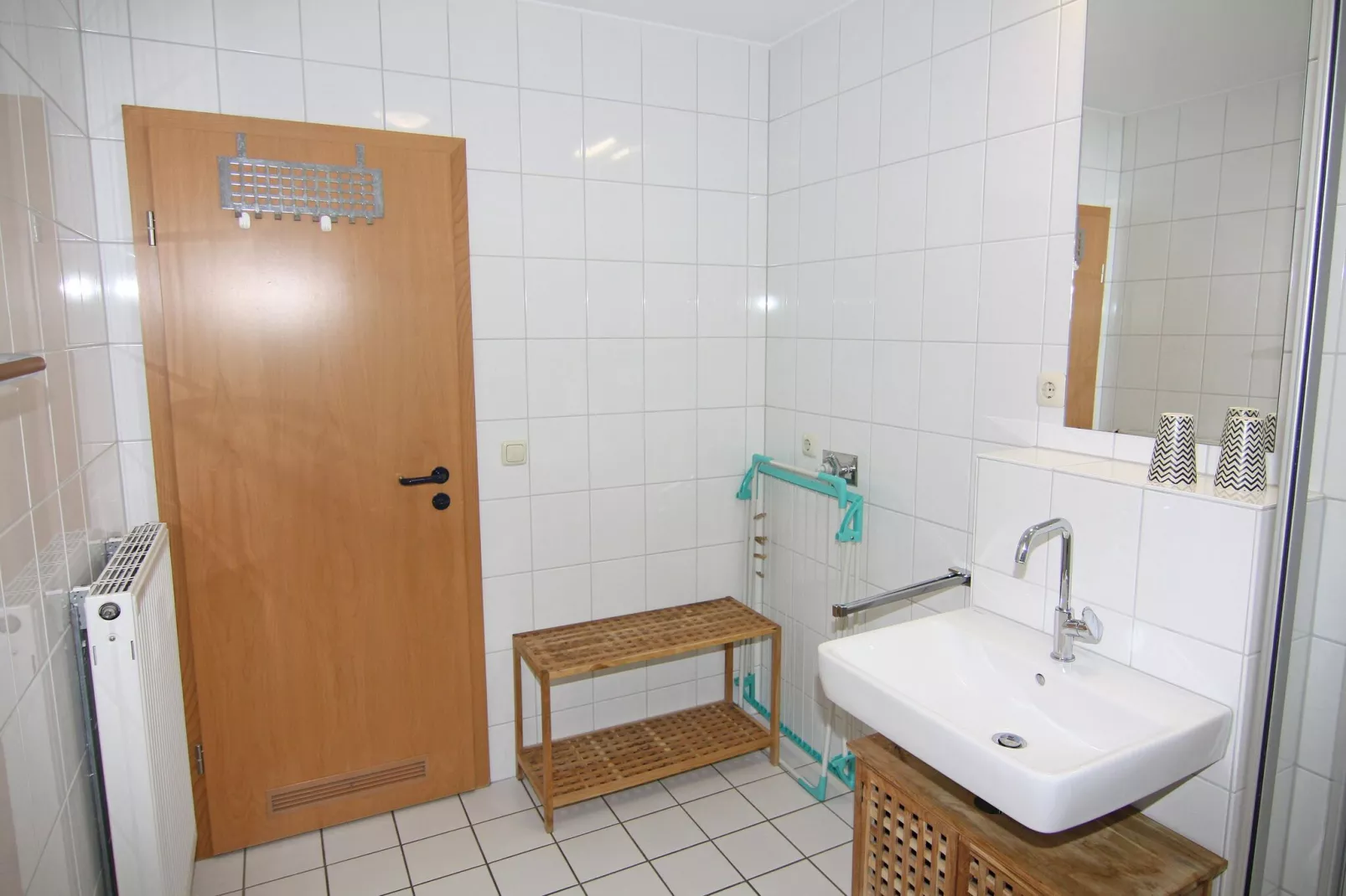 2-Raum-App 56 qm E-39 1 OG / 3 Pers-Bathroom