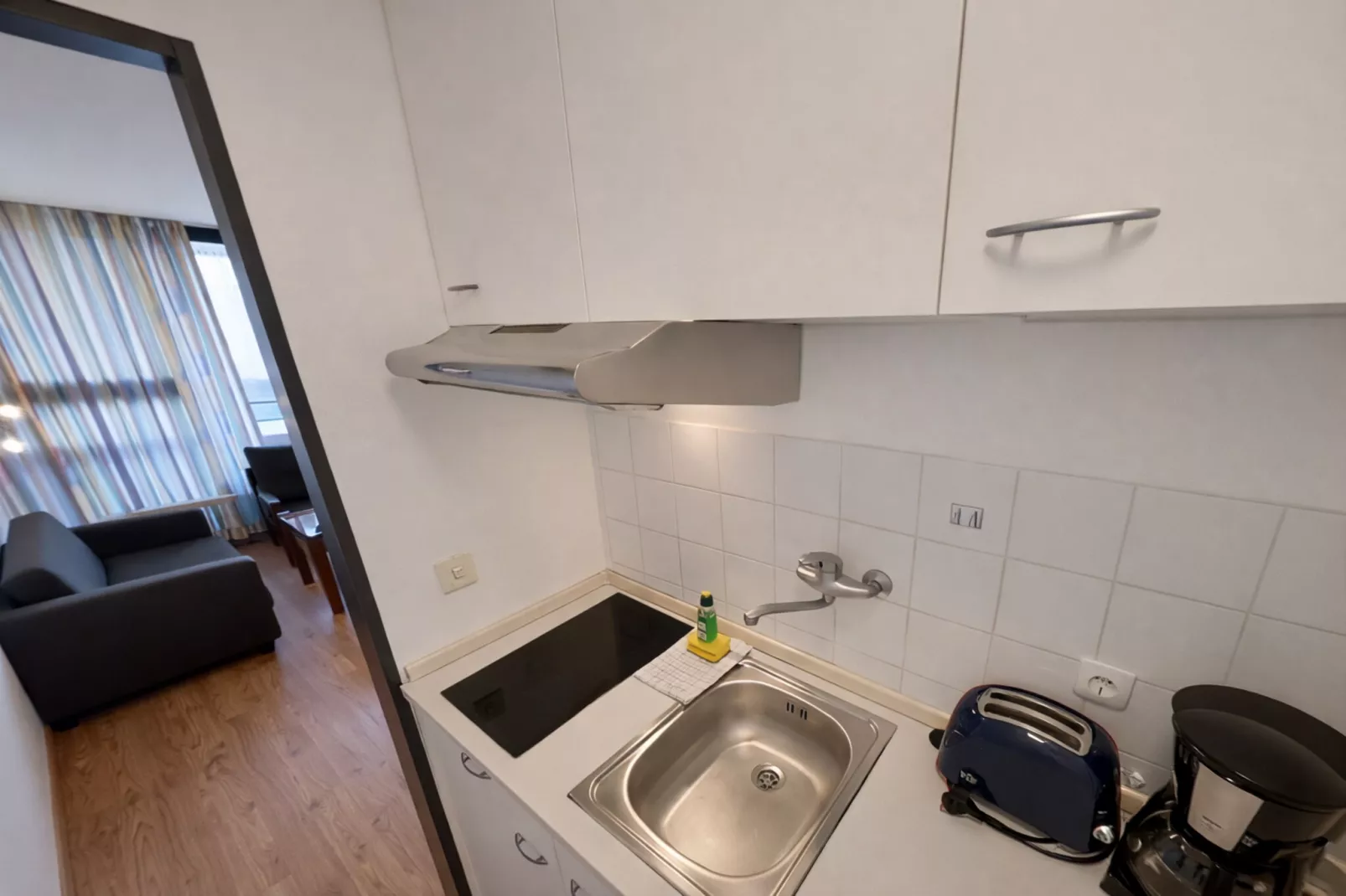 Typ A Basis - Studio Robert O175 - Kitchen