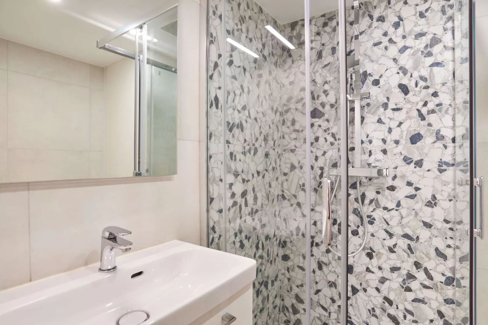 MONT THABOR 4 STUDIO - Nicht zugeordnet