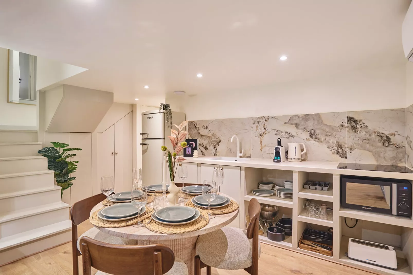 ROQUETTE 4 NEW - Untagged