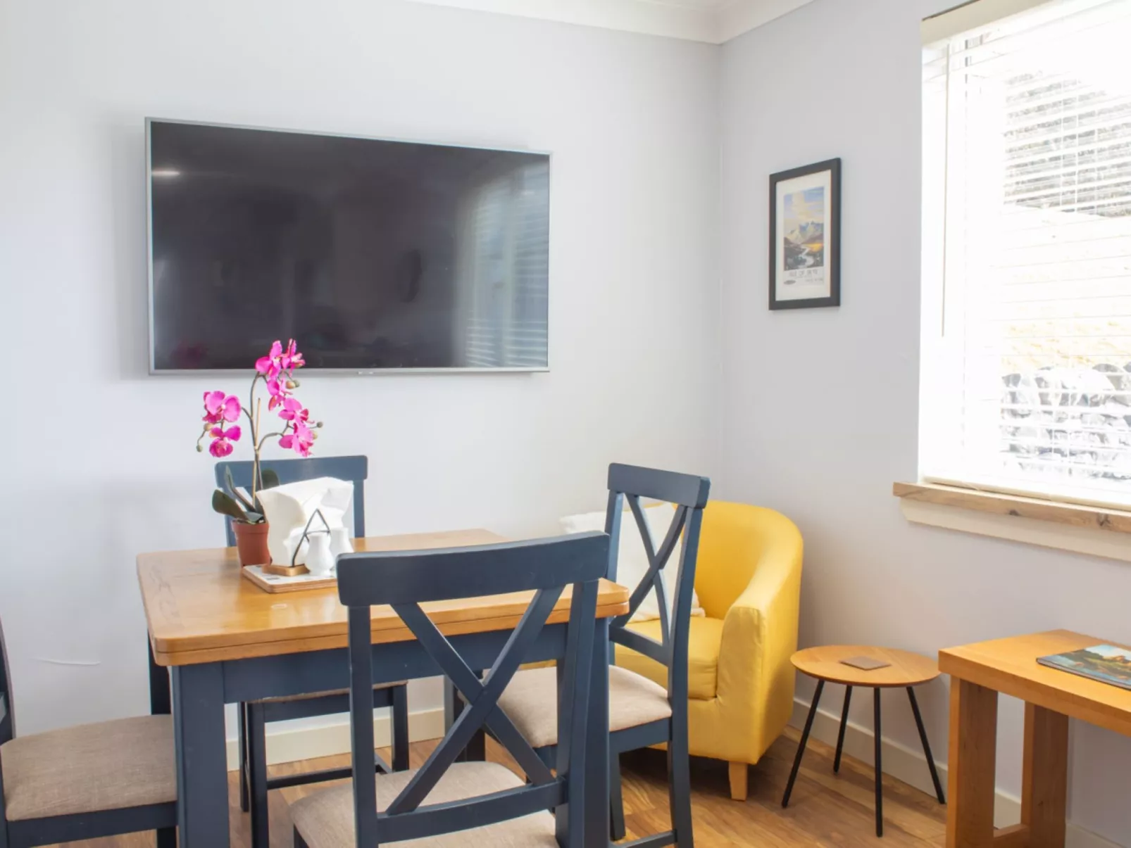 Skeabost Chalet - Inside