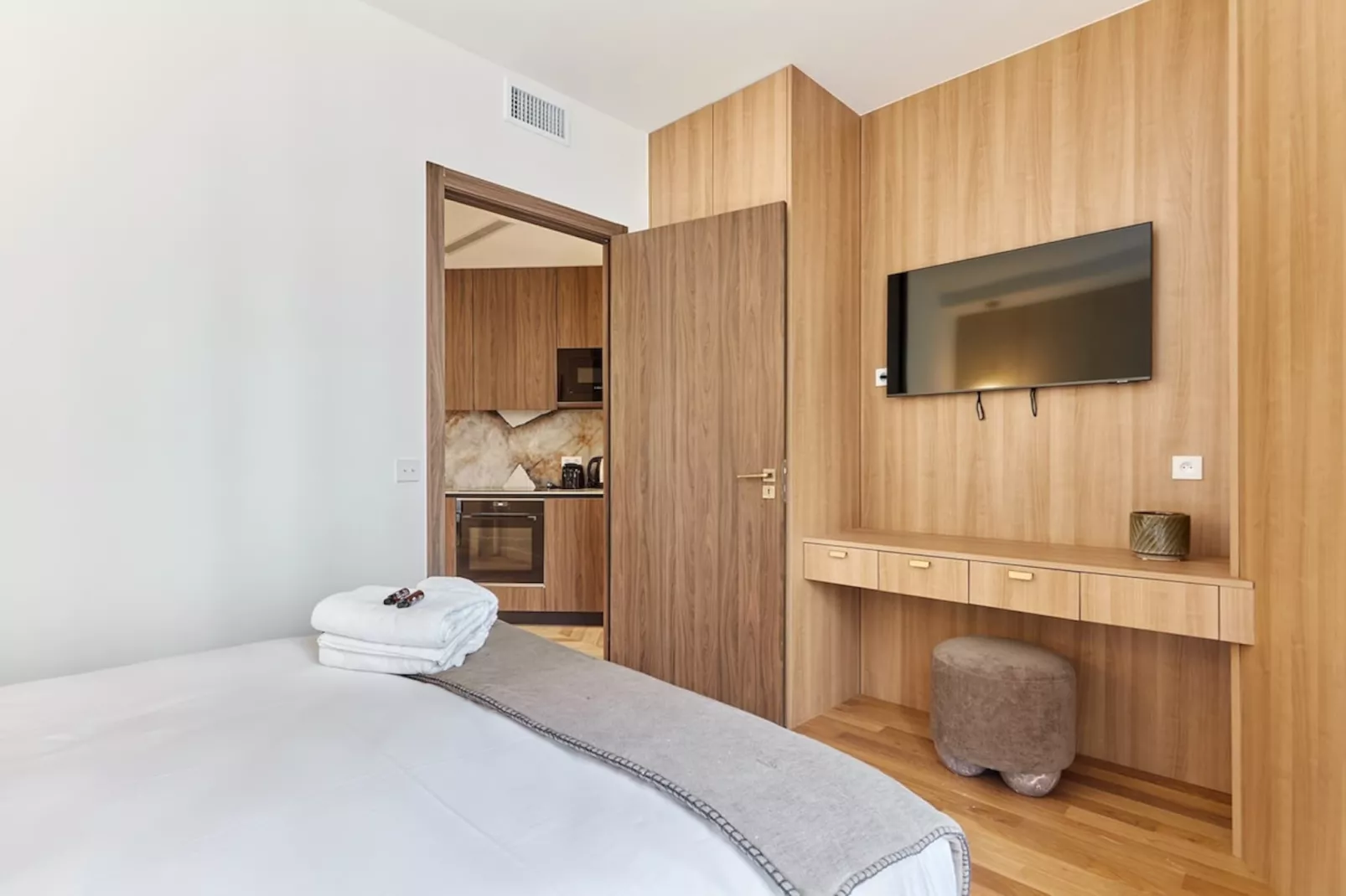 REAUMUR 104 1 NEW - Non tagué