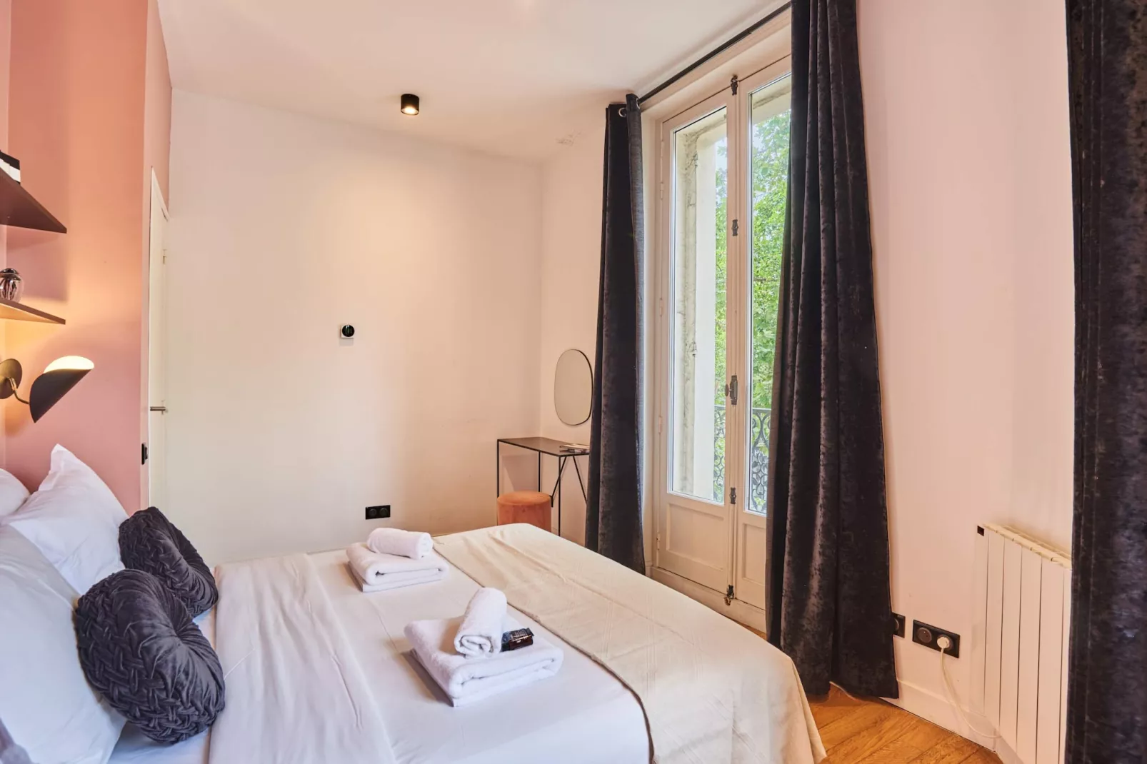 SEBASTOPOL PINK N 1 - Untagged