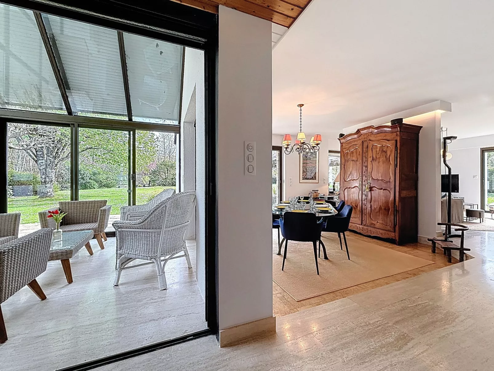 Villa Kerpunce - Inside