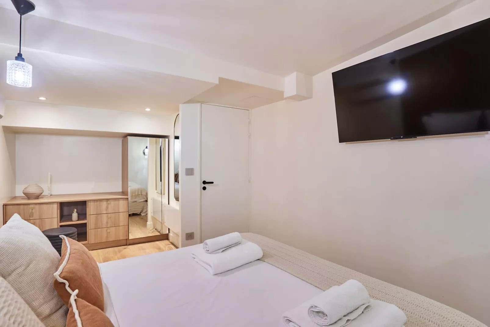 ROQUETTE 4 NEW - Untagged