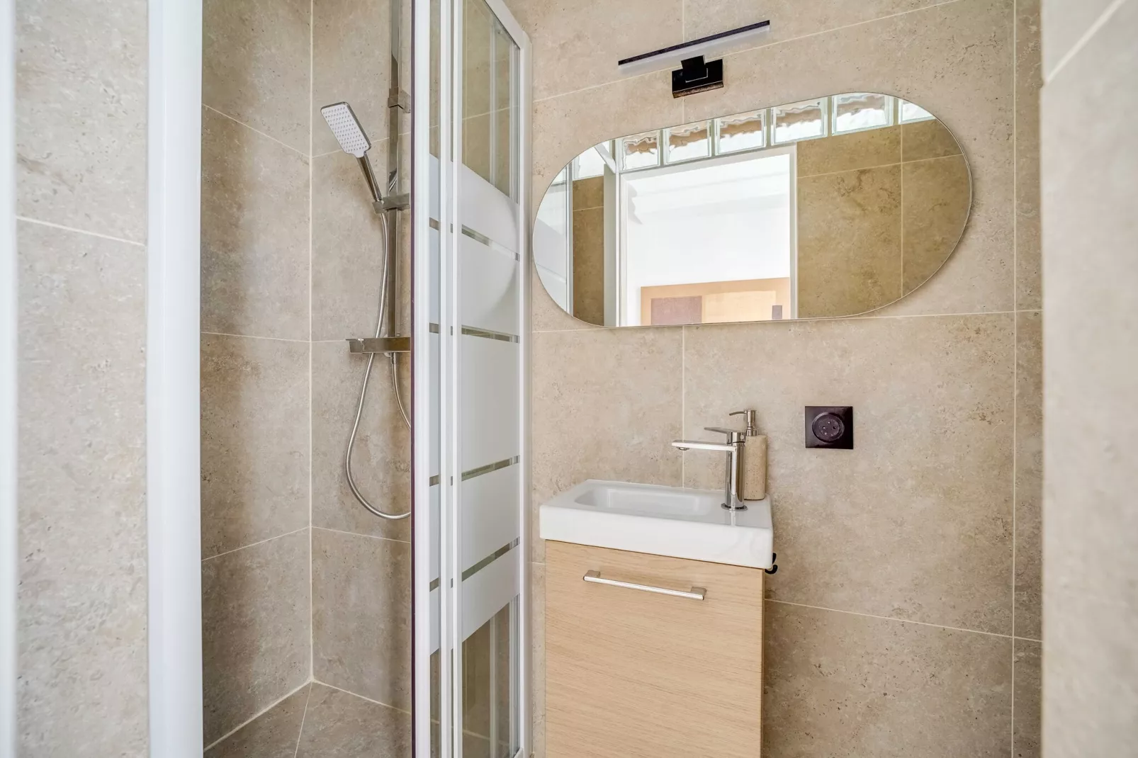 EM-56-LENOIR-G - Nicht zugeordnet