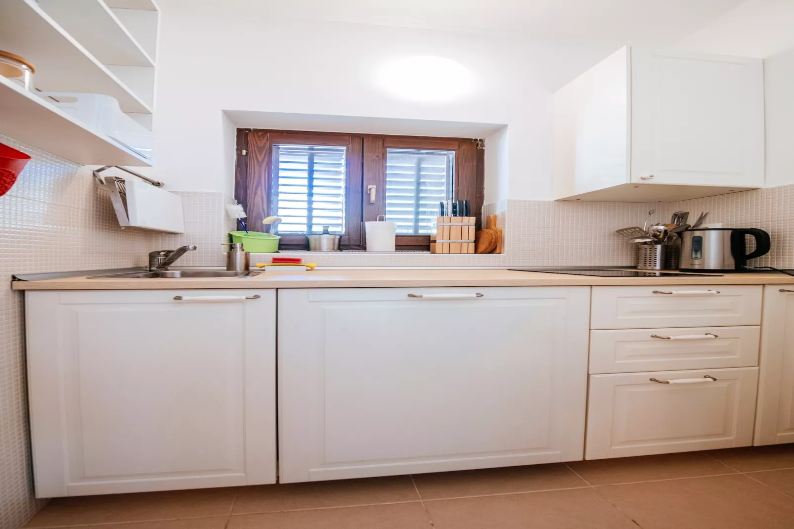 Beachfront  house Dunja - Kitchen