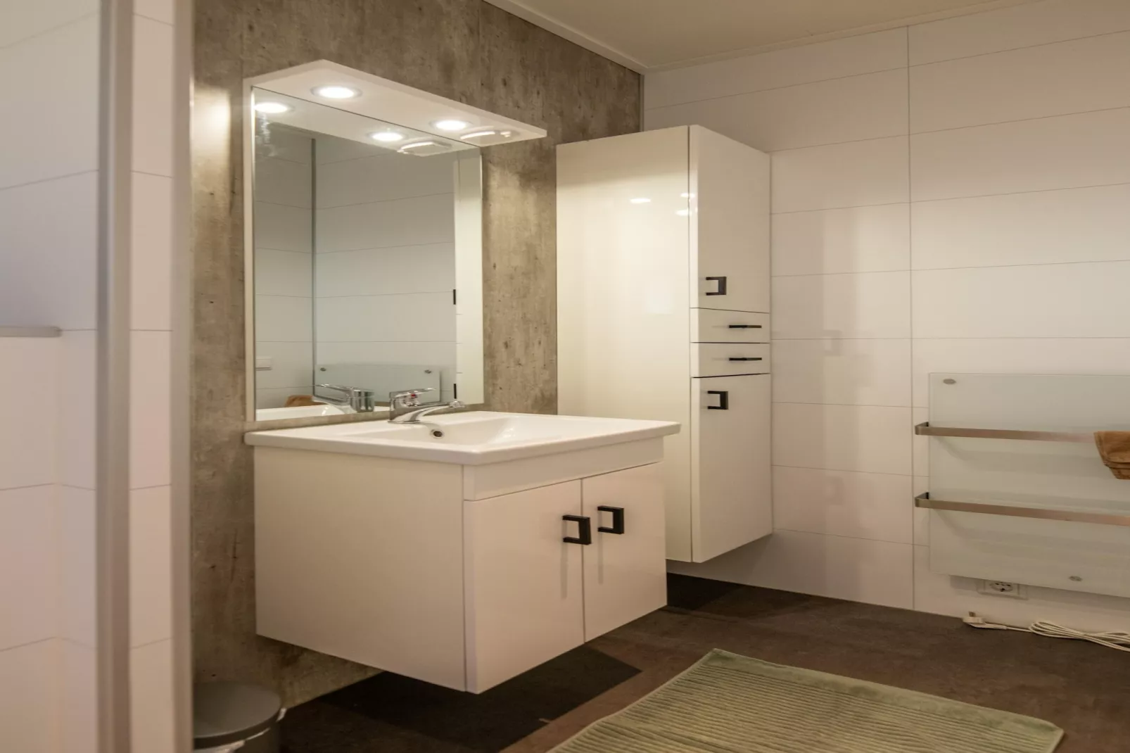 Wellnesslodge Scholekster 4p - Badezimmer