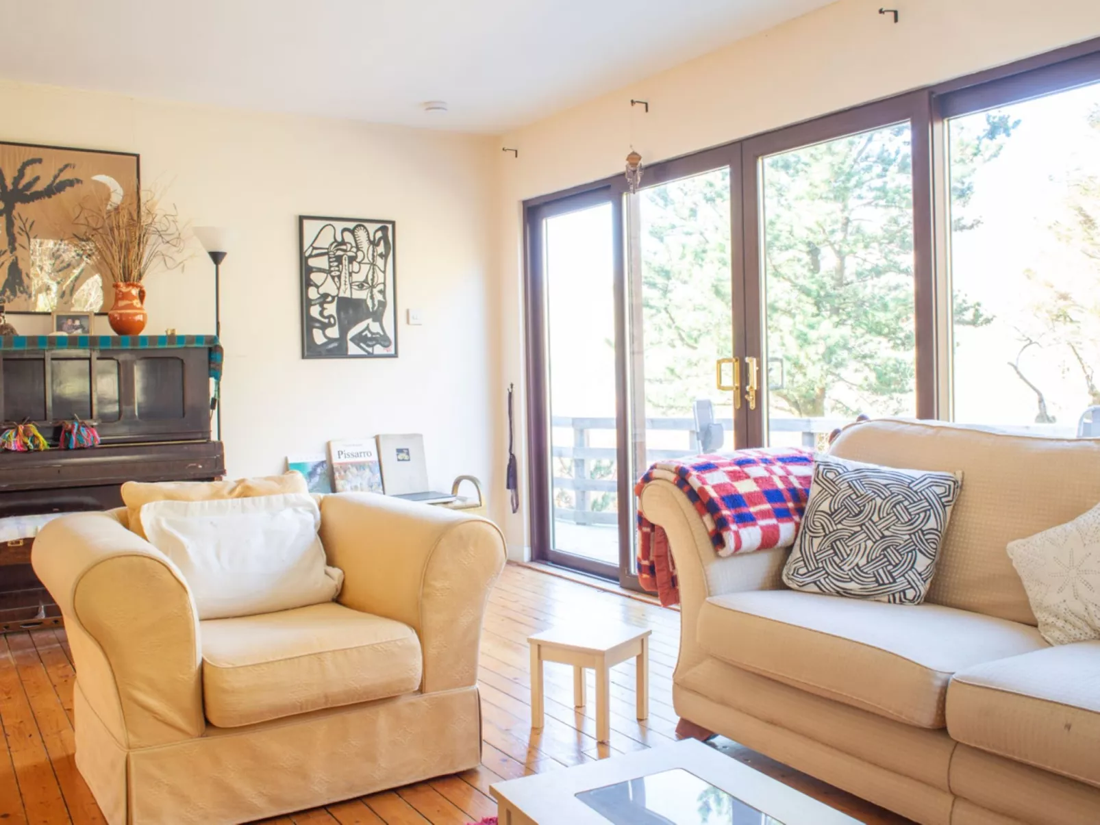 Blue Lobster - Inside