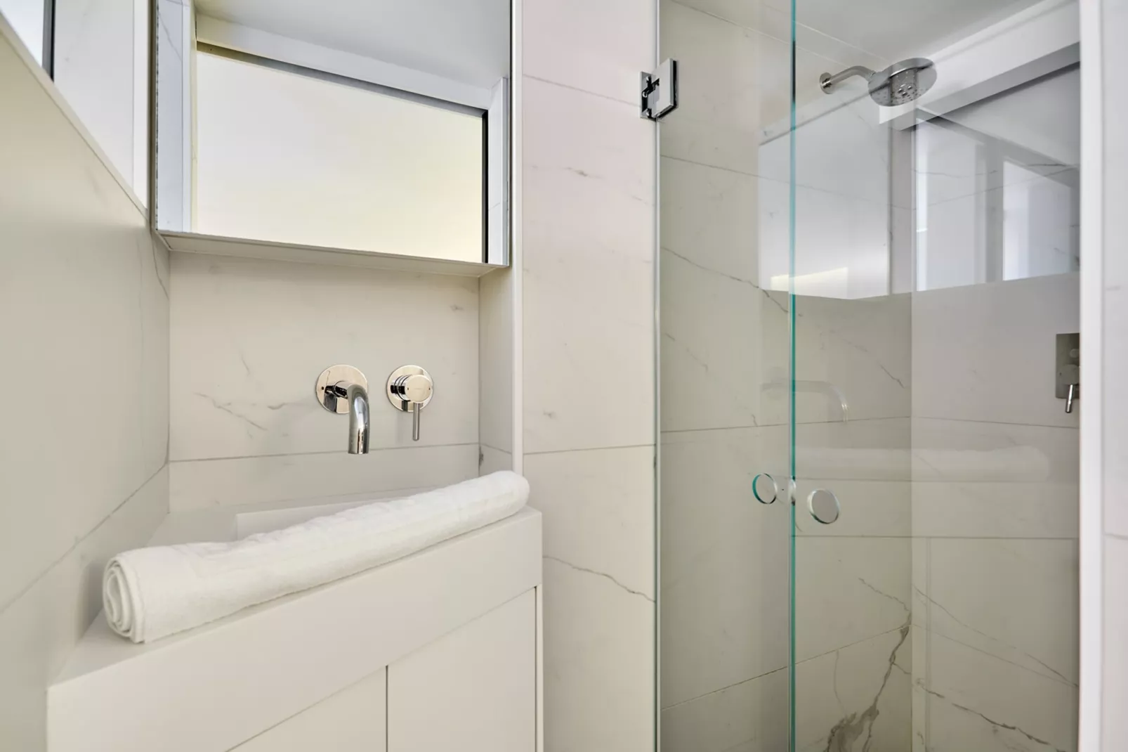 FBG ST MARTIN 236 2 - Untagged