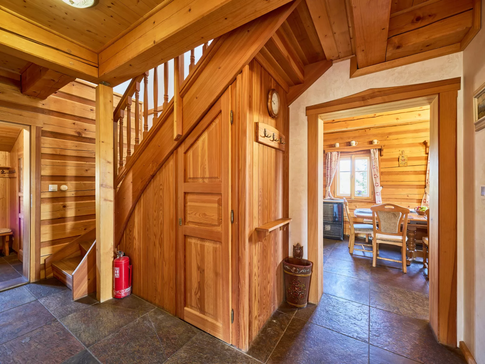 Timber Lodge with Hydromassage - Dedans