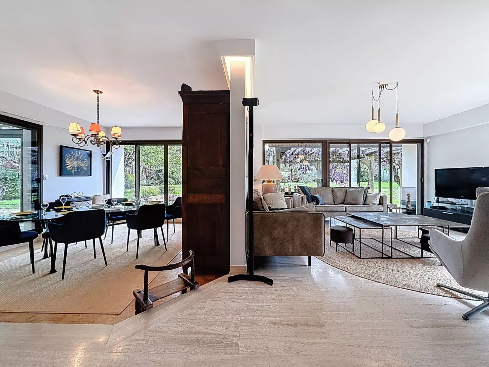 Villa Kerpunce - Inside