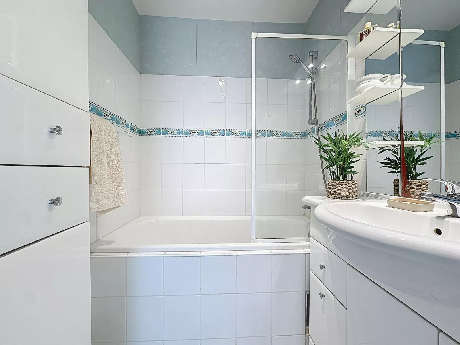 Les Criques - Dedans