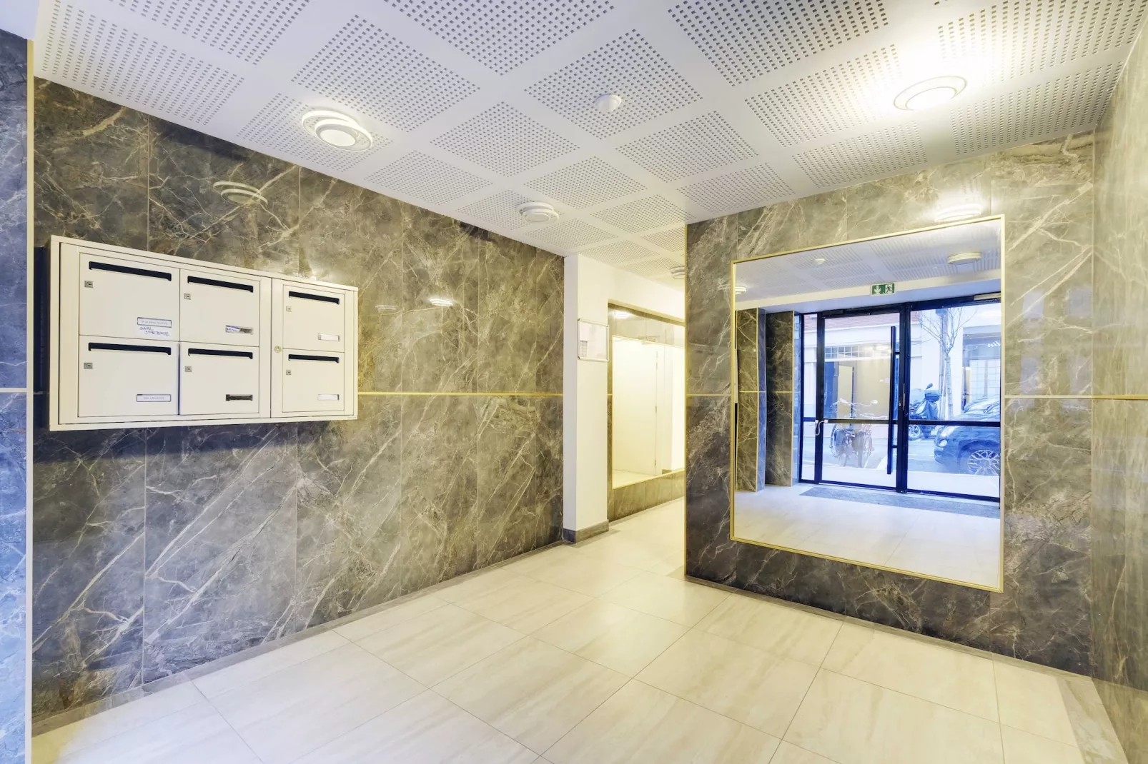 ED-3-POIRIER - Untagged